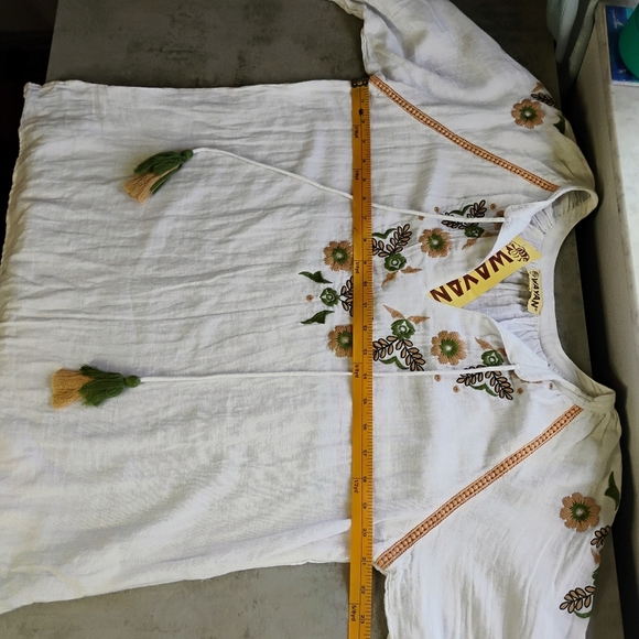 Wayan Natural Wear Embroidered 3/4 Sleeve Blouse White Flowy Bohemian Size L/XL - Picture 11 of 12